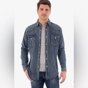 Wrangler Retro Western Denim Pearl Snap Shirt - Size Small
